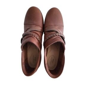 Clarks Collection Comfort Leather Ankle Boots Brown Braided‎ Detail Slip On